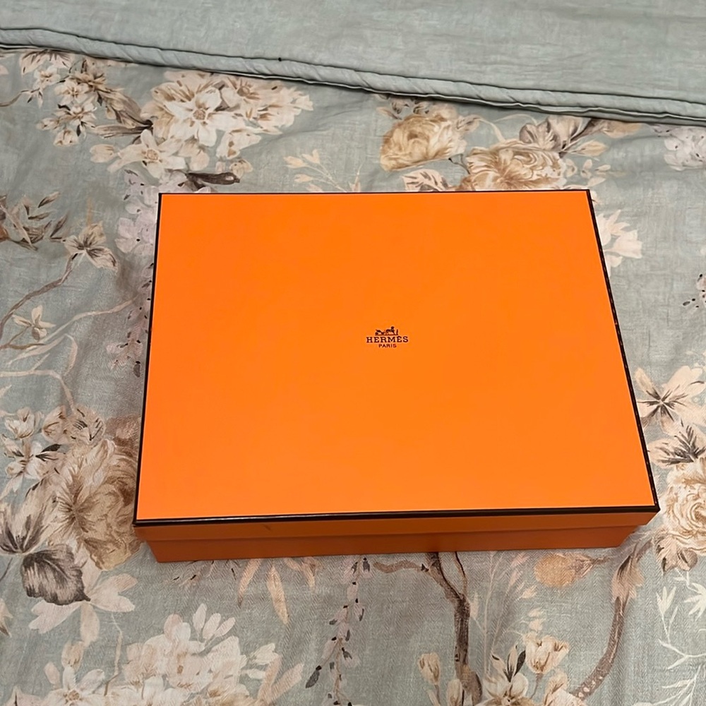 Hermes box